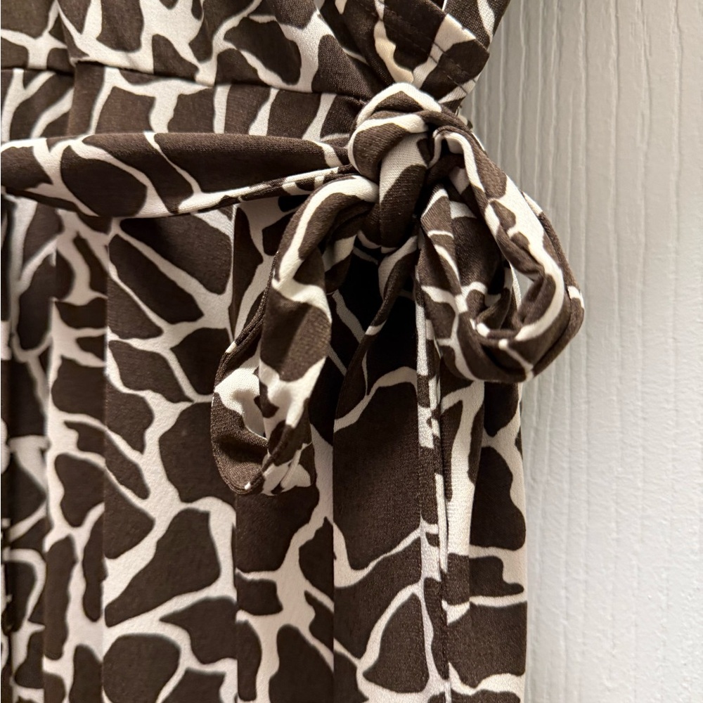 Rare Edition Brown and White Wrap Dress - Picture 6 of 8